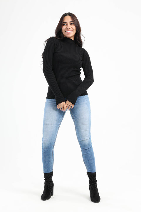 Ruffle Edges Ribbed Pullover