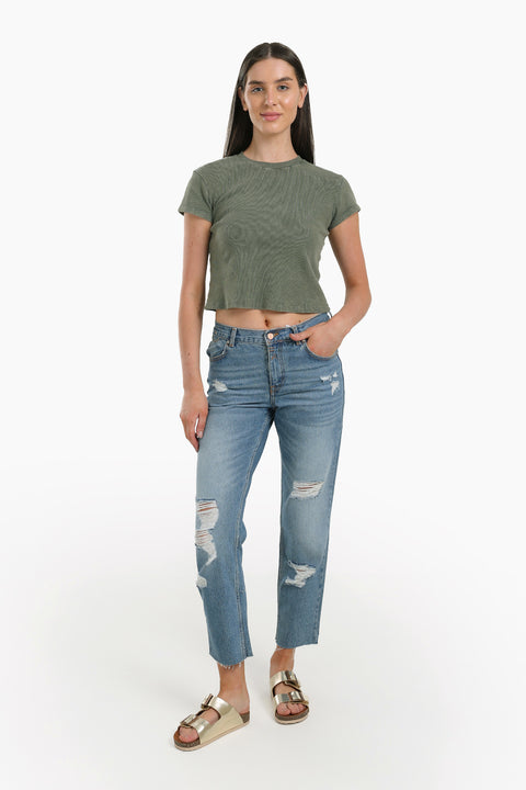 Unfinished Hem Ripped Jeans