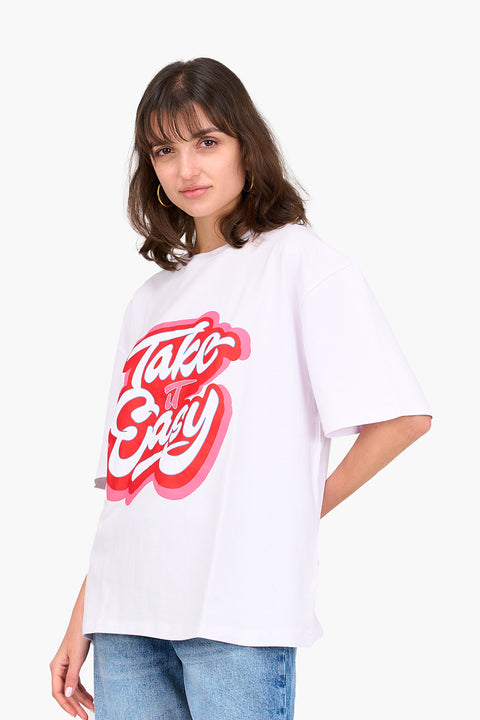 تيشيرت نص كم بطبعة "Take It Easy"